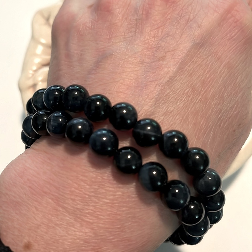 Hand crafted Blue Tiger’s Eye stretch bracelets 8mm beads. 7 inches. - Picture 4 of 4